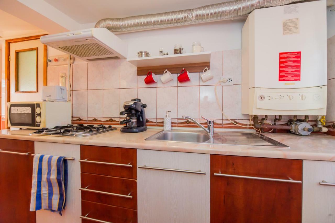 Rooftop Central Apartment Брашов Экстерьер фото